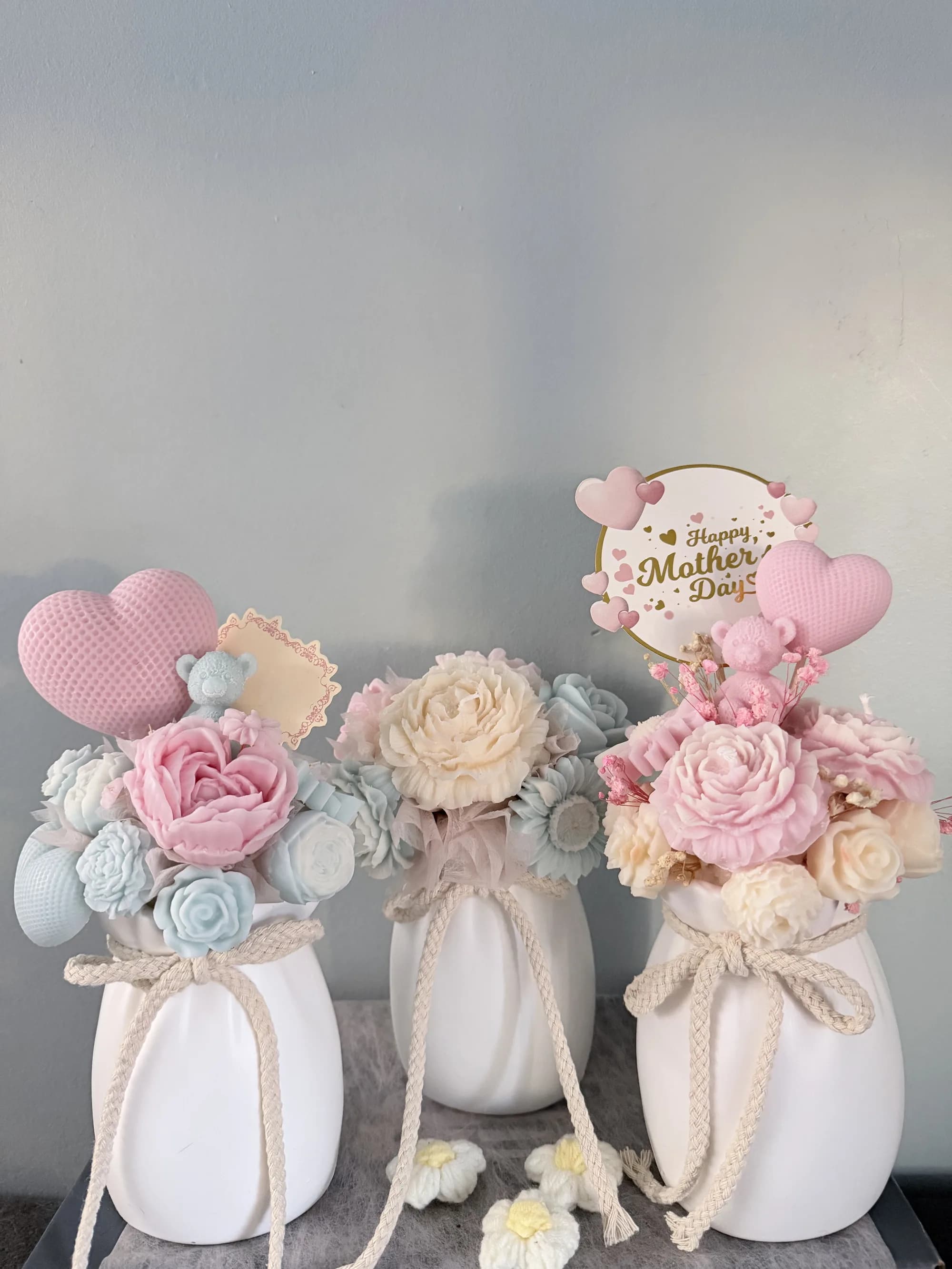 Blue and blush ceramic vase bouquet