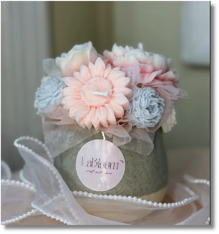 Green and blush ceramic vase bouquet
